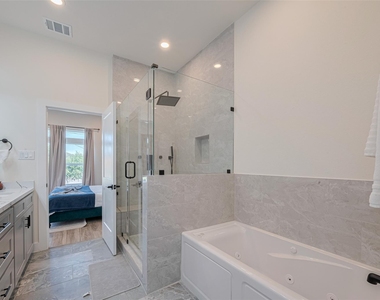 2909 Nagle Street - Photo Thumbnail 18