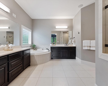 19 Paloma Bend Place - Photo Thumbnail 29