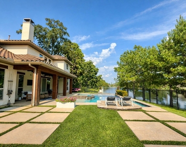 19 Paloma Bend Place - Photo Thumbnail 3