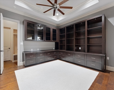 19 Paloma Bend Place - Photo Thumbnail 17