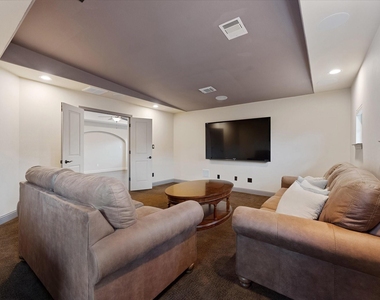 19 Paloma Bend Place - Photo Thumbnail 42