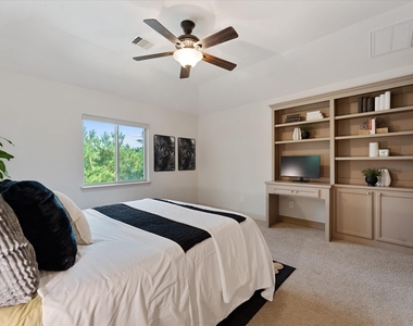 19 Paloma Bend Place - Photo Thumbnail 38