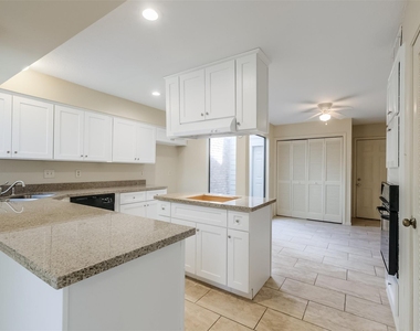 514 Shady Dale Drive - Photo Thumbnail 11