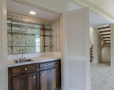 514 Shady Dale Drive - Photo Thumbnail 7