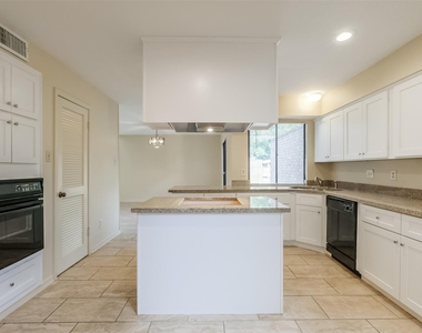 514 Shady Dale Drive - Photo Thumbnail 13