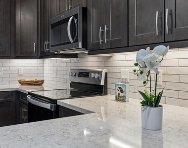 6804 Westview Dr, Unit 2307 Drive - Photo Thumbnail 6