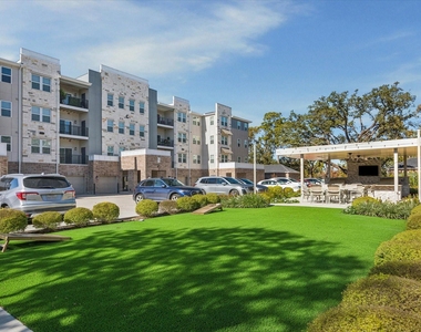 6804 Westview Dr, Unit 2307 Drive - Photo Thumbnail 34