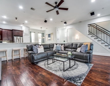 1509 Holly Street - Photo Thumbnail 17