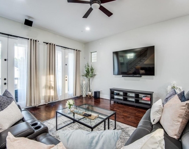 1509 Holly Street - Photo Thumbnail 16