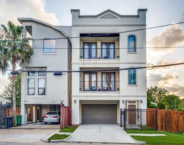 1509 Holly Street - Photo Thumbnail 3