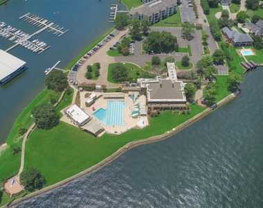 12800 Melville Drive - Photo Thumbnail 22