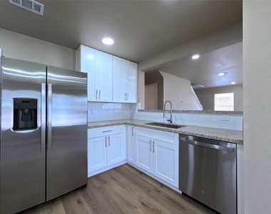 17107 Westminster Village Court - Photo Thumbnail 3