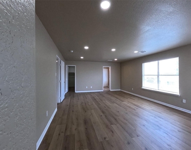 17107 Westminster Village Court - Photo Thumbnail 17