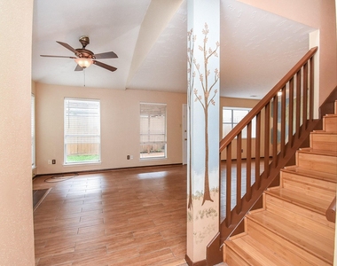 7822 Greenedge Drive - Photo Thumbnail 1