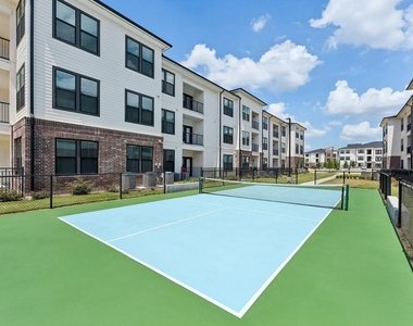 1800 Central Pine Street - Photo Thumbnail 18