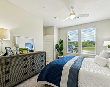 1800 Central Pine Street - Photo Thumbnail 4