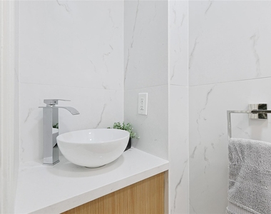 526 Colquitt Street - Photo Thumbnail 28