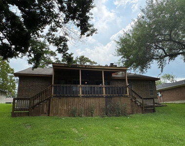 3302 Tompkins Drive - Photo Thumbnail 9