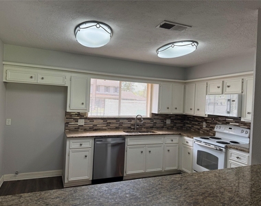 3302 Tompkins Drive - Photo Thumbnail 1