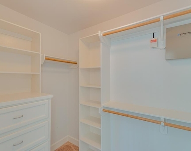 3703 Main Poplar Drive - Photo Thumbnail 7
