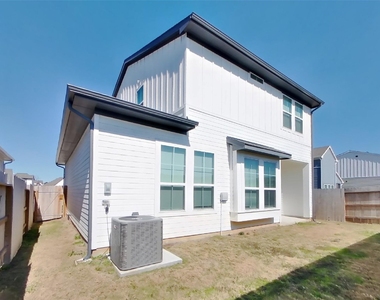 22857 Terrazzo Drive - Photo Thumbnail 14