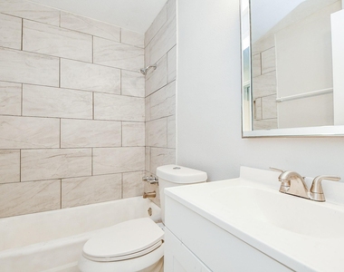 5811 Greencraig Drive - Photo Thumbnail 24