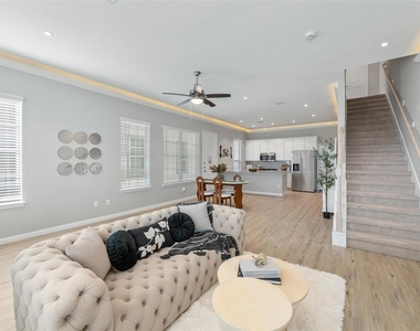 931 Beebrush Lane - Photo Thumbnail 2