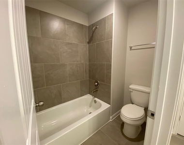 13443 Greenbrier Drive - Photo Thumbnail 14