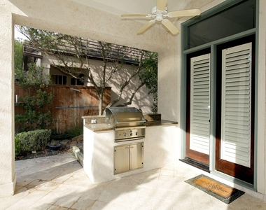 15 Serenade Pines Place - Photo Thumbnail 30