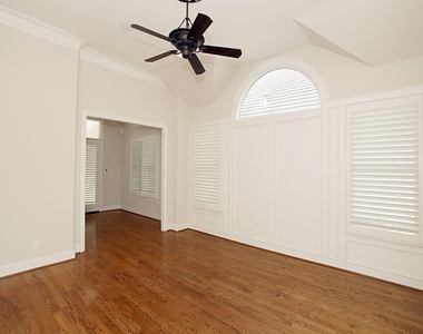 15 Serenade Pines Place - Photo Thumbnail 21