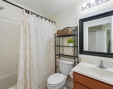 1614 York Creek Drive - Photo Thumbnail 17