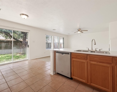 3807 Brook Garden Lane - Photo Thumbnail 17