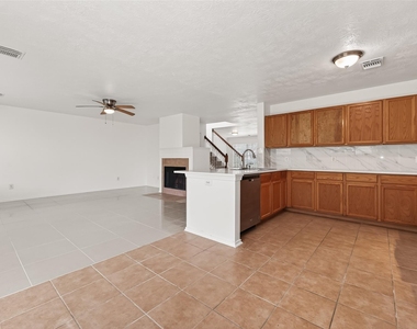 3807 Brook Garden Lane - Photo Thumbnail 13