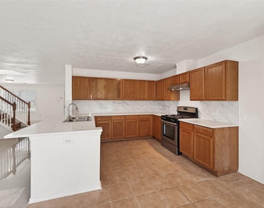 3807 Brook Garden Lane - Photo Thumbnail 14