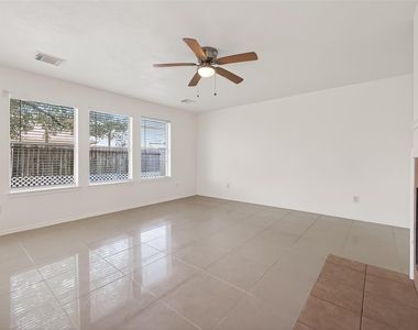 3807 Brook Garden Lane - Photo Thumbnail 9
