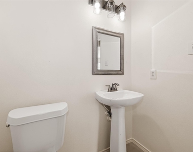 3807 Brook Garden Lane - Photo Thumbnail 20