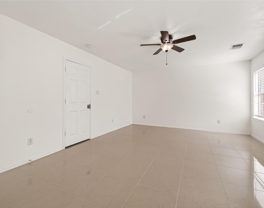 3807 Brook Garden Lane - Photo Thumbnail 25
