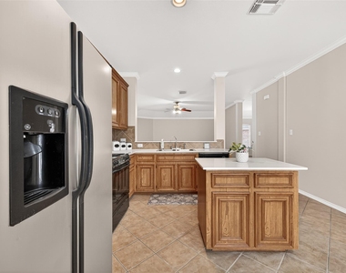 1646 Martin Lake Drive - Photo Thumbnail 6