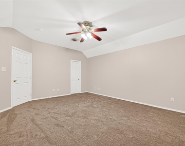 1646 Martin Lake Drive - Photo Thumbnail 19