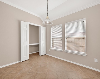 1646 Martin Lake Drive - Photo Thumbnail 12
