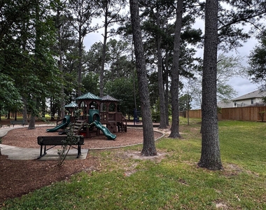 1411 Hallcroft Ln Lane - Photo Thumbnail 13