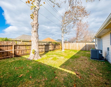 121 Coffee Lane - Photo Thumbnail 29