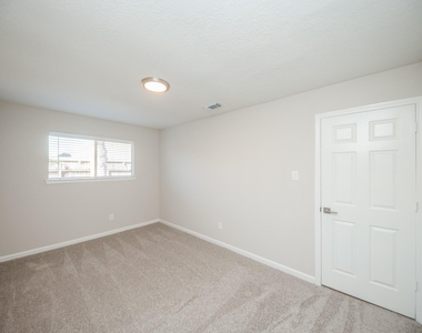 121 Coffee Lane - Photo Thumbnail 19