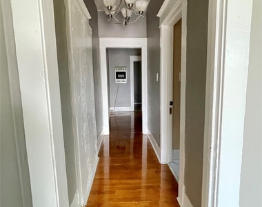 6912 Avenue C - Photo Thumbnail 7