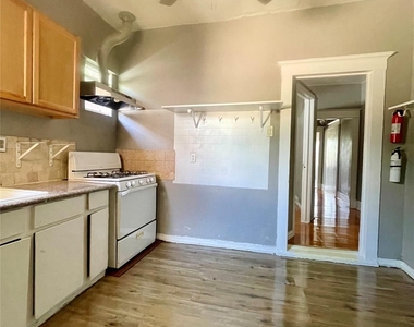 6912 Avenue C - Photo Thumbnail 15