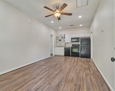 18147 Firepine Lane - Photo Thumbnail 5