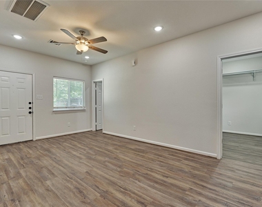 18147 Firepine Lane - Photo Thumbnail 11