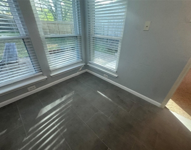 16911 Tranquill Drive - Photo Thumbnail 14