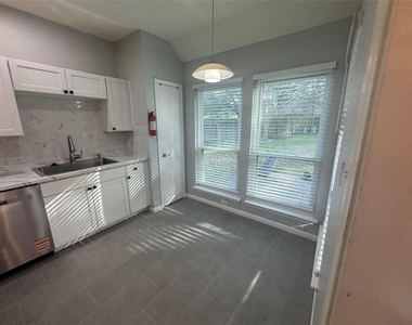 16911 Tranquill Drive - Photo Thumbnail 5