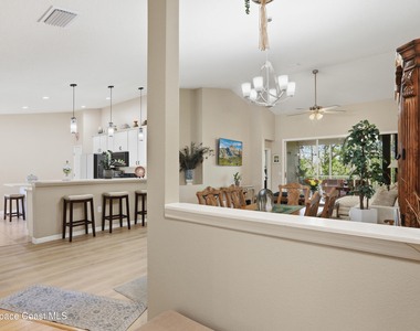 700 Trotter Lane - Photo Thumbnail 3